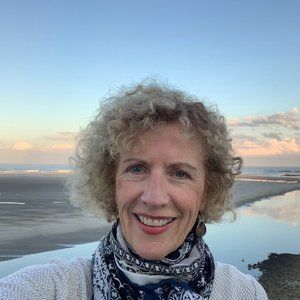 Meet your Posher, Paula